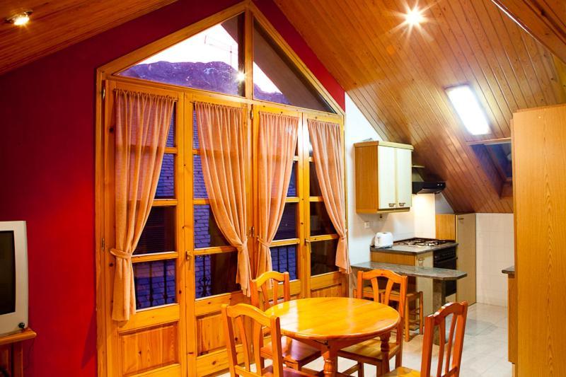 Apartamentos Mazcaray Bielsa Rom bilde